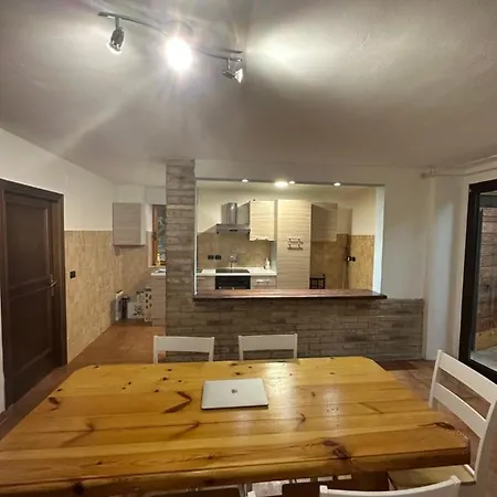 House Gallery בית הארחה